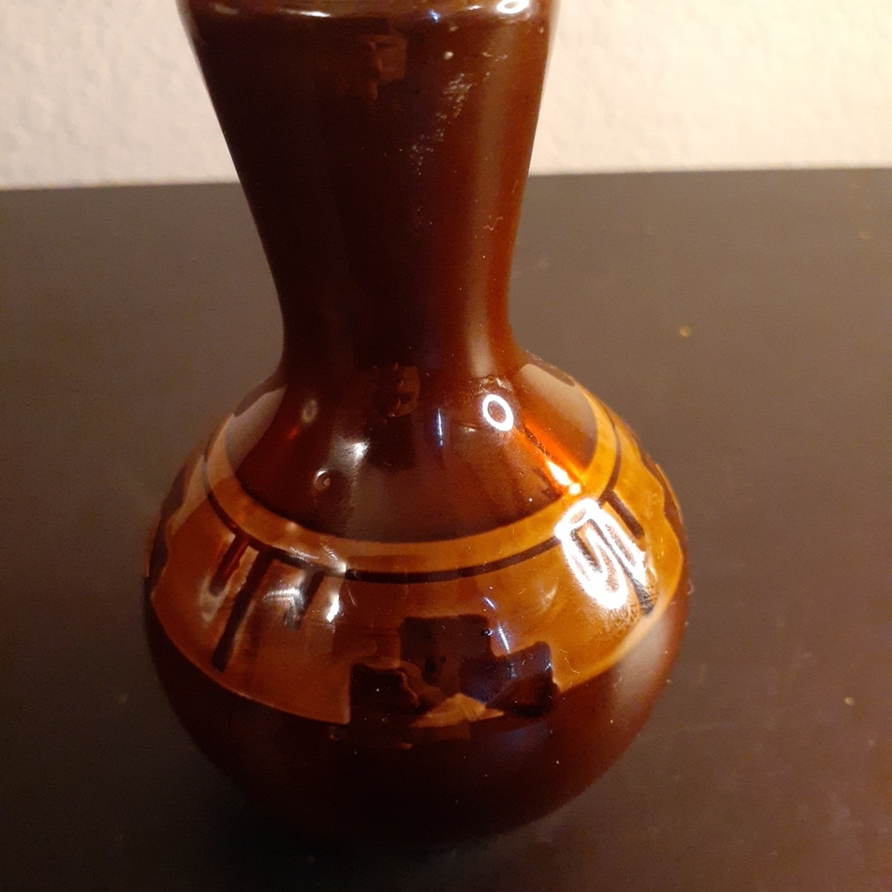 Signed Glazed Sioux Pottery 4" Bud Vase